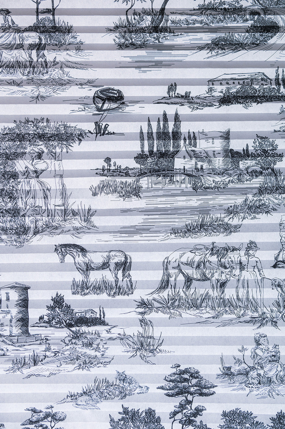 Black Toile
